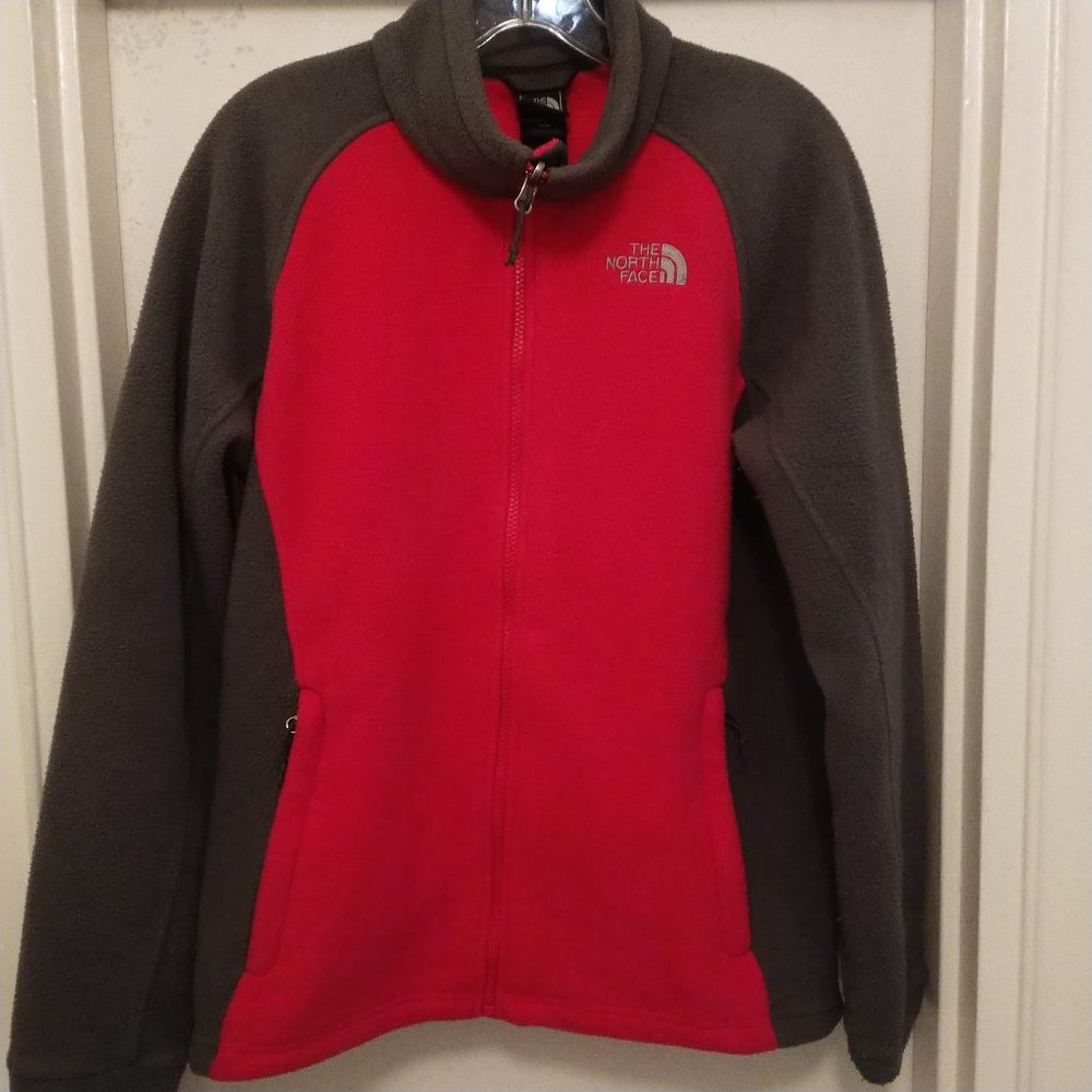 SOLD | The North Face | Khumbu Fleece Jacket